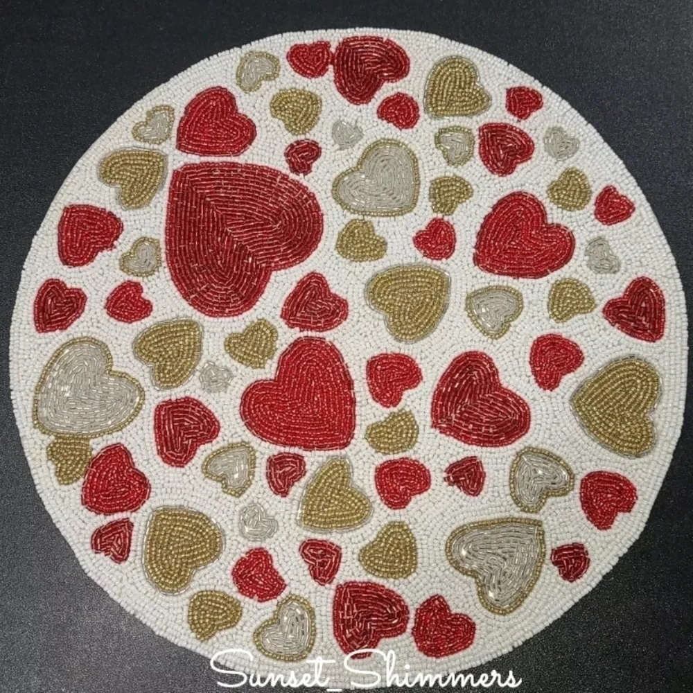 x4 Nicole Miller Sparkly Valentines Hearts of love Beaded Placemats Charger Set
